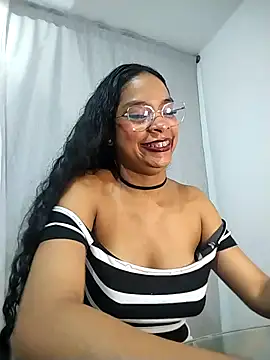 KATALINA SANTANA  online show from May 5, 12:07 am