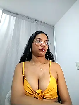 KATALINA SANTANA  online show from May 12, 12:08 am