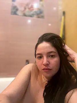 AlexaYvonne online show from January 12, 4:18 am