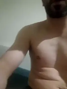 Snapshot of Coxxxxxx31 chatting on February 14, 3:25 am Coxxxxxx31 online show from February 14, 3:25 am