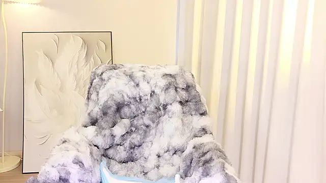 Miaomiao Baby520 online show from February 12, 8:20 am