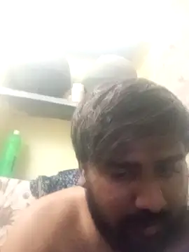 Snapshot of handsomeboy1414 chatting on March 25, 9:37 am handsomeboy1414 online show from March 25, 9:37 am