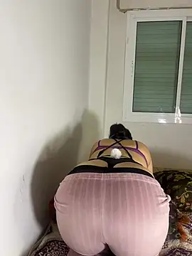 Snapshot of Elkinga_nana chatting on January 9, 5:04 pm Elkinga nana online show from January 9, 5:04 pm