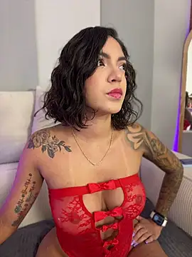 Snapshot of SofyDreammy chatting on April 16, 1:06 am SofyDreammy online show from April 16, 1:06 am
