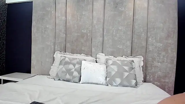 Snapshot of VictoriaCherry chatting on February 10, 2:59 am VictoriaCherry online show from February 10, 2:59 am