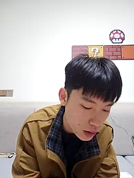 Snapshot of your-cake chatting on April 19, 6:10 pm your-cake online show from April 19, 6:10 pm