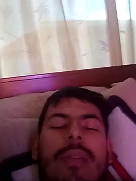 Snapshot of Mateotubbe chatting on March 29, 11:05 pm Mateotubbe online show from March 29, 11:05 pm