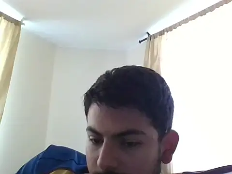 Snapshot of Mateotubbe chatting on April 2, 3:53 pm Mateotubbe online show from April 2, 3:53 pm