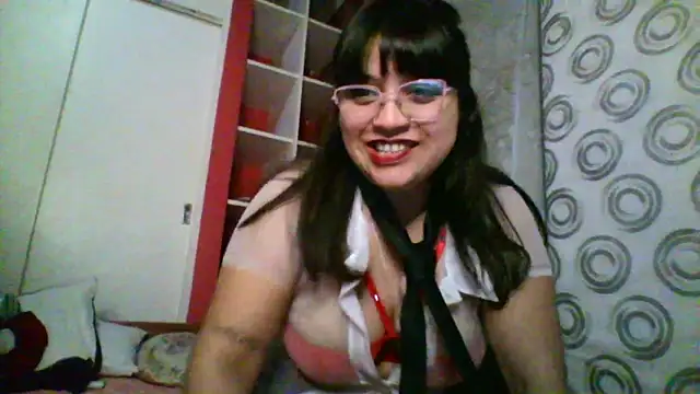 Snapshot of dulce_marrr chatting on May 17, 6:00 am dulce marrr online show from May 17, 6:00 am
