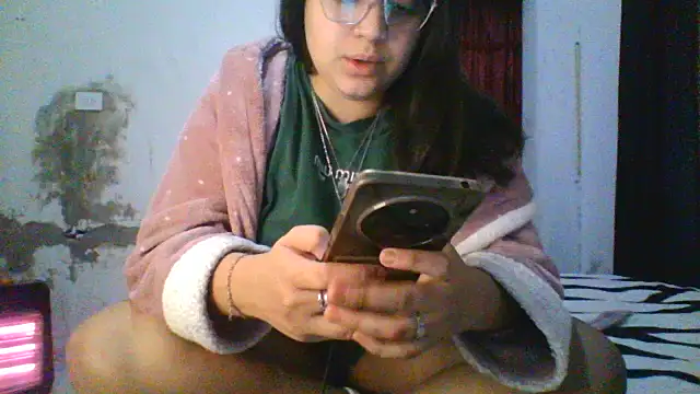 Snapshot of dulce_marrr chatting on May 17, 10:17 pm dulce marrr online show from May 17, 10:17 pm