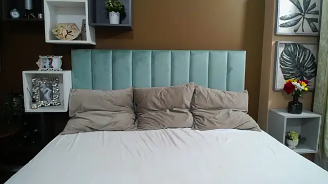 DarcyeJane online show from February 11, 8:47 pm