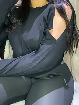 Snapshot of Lina_Velvet_ chatting on January 11, 4:28 am Lina Velvet online show from January 11, 4:28 am