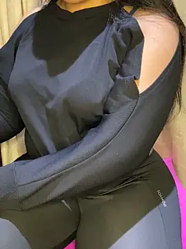 Snapshot of Lina_Velvet_ chatting on February 1, 5:22 pm Lina Velvet online show from February 1, 5:22 pm