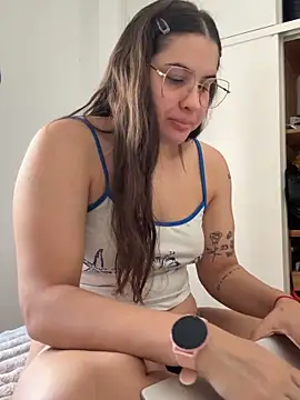 Snapshot of chinaaa2333 chatting on February 14, 2:14 pm chinaaa2333 online show from February 14, 2:14 pm