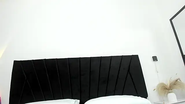 AnayPorter online show from February 11, 11:43 pm