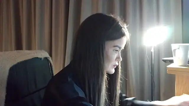 Snapshot of ScottishIvy chatting on February 9, 4:22 pm ScottishIvy online show from February 9, 4:22 pm