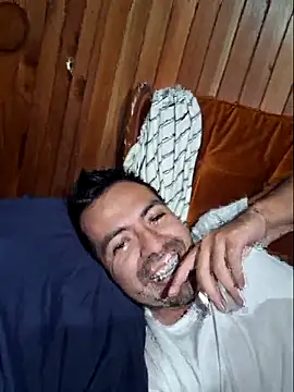 Snapshot of DarkAngel0503 chatting on January 16, 5:55 am DarkAngel0503 online show from January 16, 5:55 am