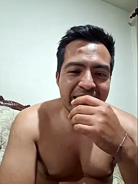 Snapshot of DarkAngel0503 chatting on April 13, 5:24 am DarkAngel0503 online show from April 13, 5:24 am