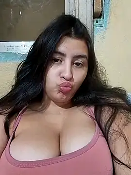 Snapshot of Tiffany06 chatting on March 25, 3:12 am Tiffany06 online show from March 25, 3:12 am