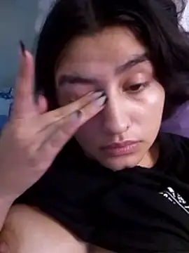 Snapshot of Tiffany06 chatting on April 2, 10:35 am Tiffany06 online show from April 2, 10:35 am