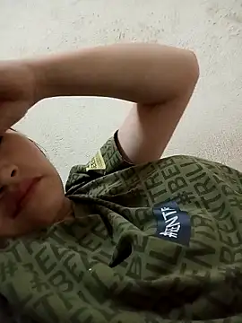 yumyum112 online show from March 20, 2:11 pm