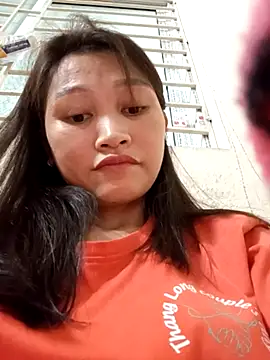 yumyum112 online show from April 1, 1:41 pm