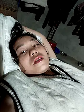 vanvan005 online show from February 18, 11:11 pm