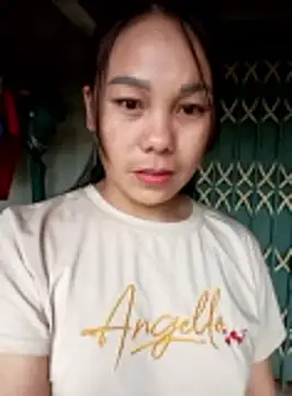 vanvan005 online show from May 8, 1:11 am