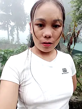 vanvan005 online show from May 11, 1:55 am