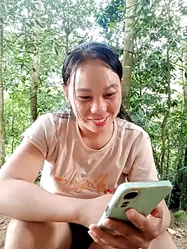 vanvan005 online show from May 15, 10:55 am
