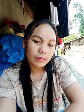 vanvan005 online show from May 15, 11:34 pm