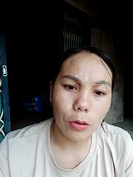 vanvan005 online show from May 19, 5:14 am