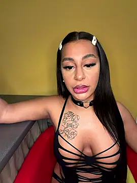 sweetxlayla online show from January 9, 5:15 pm