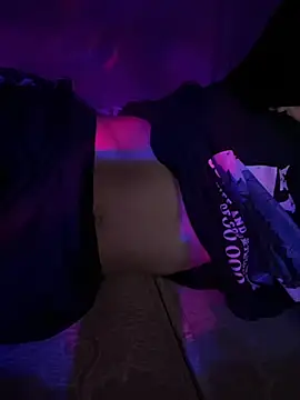 Snapshot of Abieu00 chatting on February 13, 10:50 pm Abieu00 online show from February 13, 10:50 pm