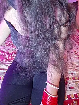 Snapshot of Miss__Tanya chatting on February 14, 9:39 am Miss Tanya online show from February 14, 9:39 am