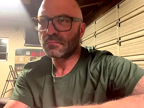 Snapshot of calimeatstick chatting on January 6, 3:21 am calimeatstick online show from January 6, 3:21 am