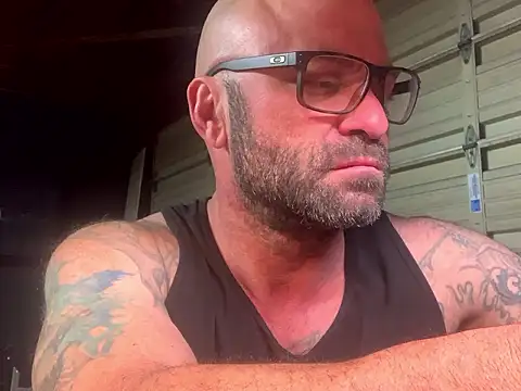 Snapshot of calimeatstick chatting on January 13, 1:49 pm calimeatstick online show from January 13, 1:49 pm