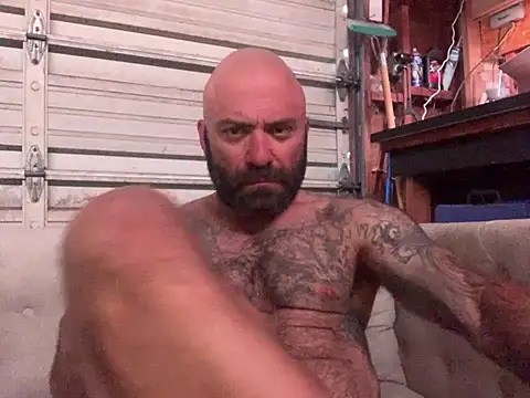 Snapshot of calimeatstick chatting on February 28, 6:09 pm calimeatstick online show from February 28, 6:09 pm