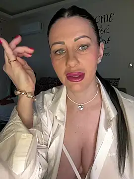 IRISWHITE17 online show from April 29, 5:44 am