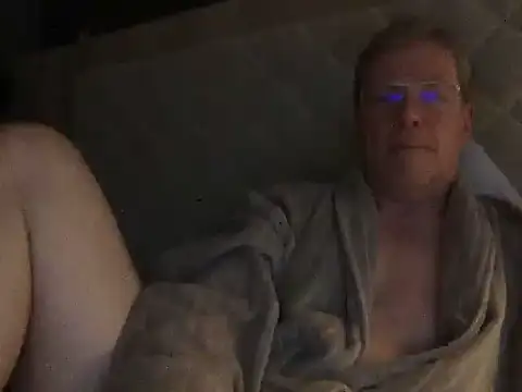 Snapshot of abibull chatting on April 16, 5:25 pm abibull online show from April 16, 5:25 pm