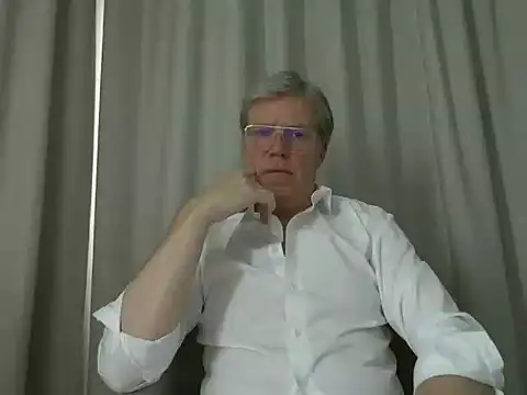 Snapshot of abibull chatting on April 29, 7:23 am abibull online show from April 29, 7:23 am