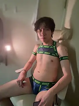 Snapshot of Puzzuma3 chatting on March 16, 7:12 am Puzzuma3 online show from March 16, 7:12 am