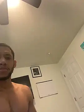 Snapshot of mannib_39 chatting on February 4, 4:57 pm mannib 39 online show from February 4, 4:57 pm