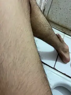 zxcvgf12300 online show from July 12, 6:21 pm