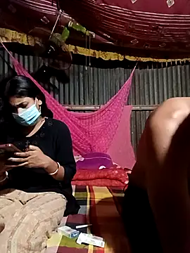 Snapshot of queenneha69 chatting on March 10, 10:20 am queenneha69 online show from March 10, 10:20 am