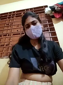 Snapshot of queenneha69 chatting on May 2, 5:18 pm queenneha69 online show from May 2, 5:18 pm