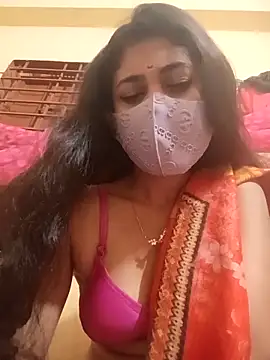 Snapshot of queenneha69 chatting on May 4, 4:36 pm queenneha69 online show from May 4, 4:36 pm