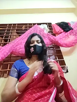 Snapshot of queenneha69 chatting on May 7, 6:13 pm queenneha69 online show from May 7, 6:13 pm