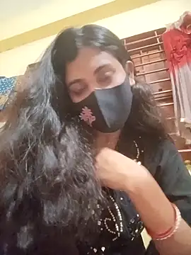 Snapshot of queenneha69 chatting on May 22, 5:40 pm queenneha69 online show from May 22, 5:40 pm