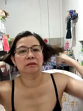 Snapshot of Olivia_74 chatting on February 13, 3:30 pm Olivia 74 online show from February 13, 3:30 pm